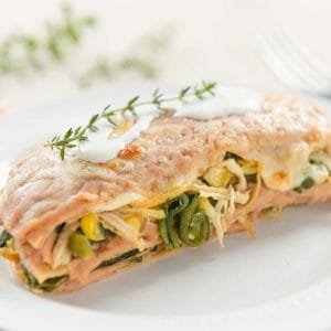 Pastel-azteca-con-salsa-de-frijoles-chata Prepara el pastel azteca con salsa de frijoles Chata, te encantará