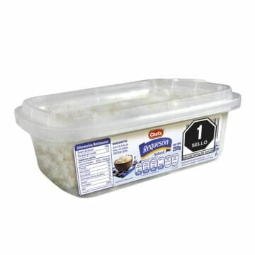 Empaque de requesón de 250 gr de Productos Chata, calidad y sabor en cada gramo.