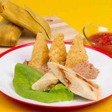 tamal-de-picadillo-a-granel.jpg Prueba el delicioso sabor del tamal de elote con picadillo, compra en Productos Chata, sabores auténticos